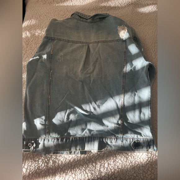 Jean jacket - Picture 2 of 2